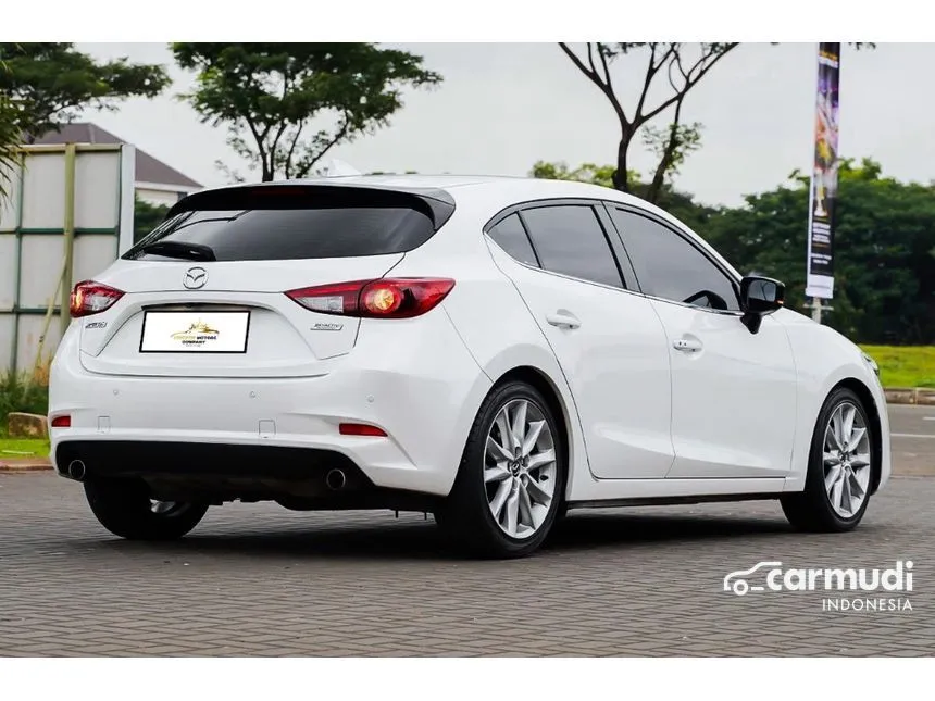 2018 Mazda 3 SKYACTIV-G Hatchback