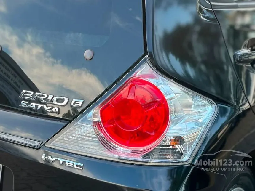 2014 Honda Brio Satya E Hatchback