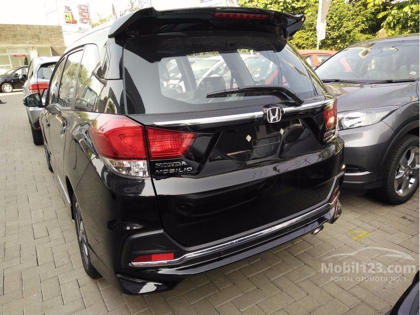 Jual Mobil Honda Mobilio  2021 RS 1 5 di DKI Jakarta 