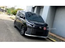 2023 Toyota Voxy 2.0 (Premium Color) MPV - Kondisi Istimewa Siap Pakai ( garansi 5 tahun )