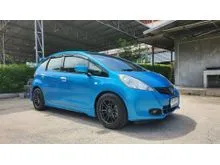 2011 Honda JAZZ 1.5 (ปี 08-14) V Hatchback