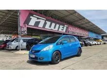 2011 Honda JAZZ 1.5 (ปี 08-14) V Hatchback