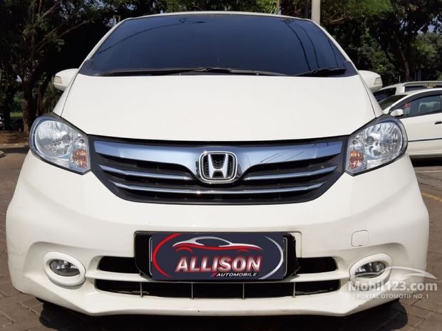 Honda Freed Mobil Tahun 2015-2016 bekas dijual di Dki 