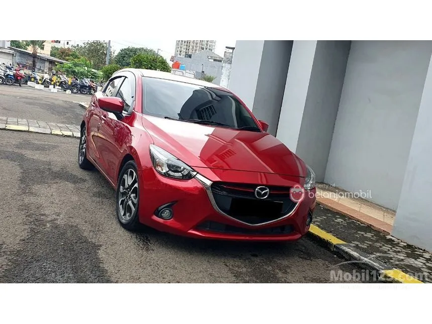2015 Mazda 2 R Hatchback