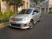 Anda mencari mobil bekas serasa baru, Limited Edition 10th Anniversary Nissan Grand Livina 1.5 Highway Star Autech MPV lah jawabannya