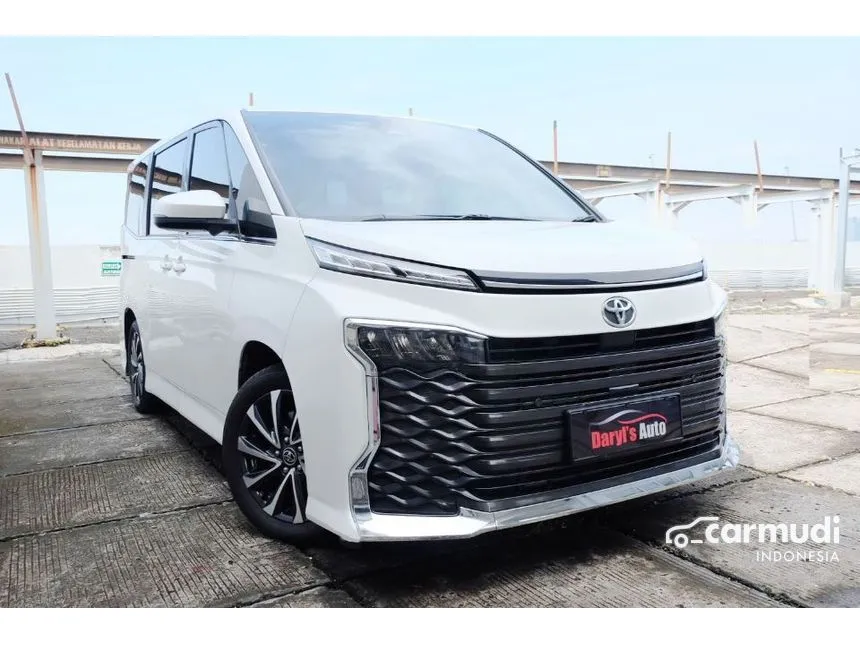 2022 Toyota Voxy MPV