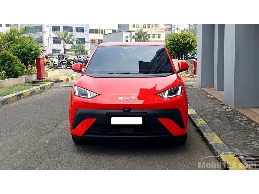2025 BYD Atto 1 Long Range Premium Hatchback