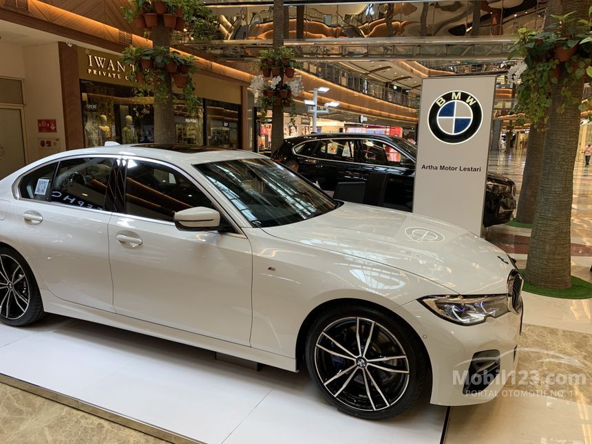 Jual Mobil BMW 330i 2021 M Sport 2.0 di DKI Jakarta Automatic Sedan ...