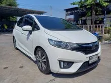 2016 Honda JAZZ 1.5 (ปี 14-22) SV Hatchback