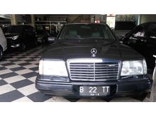 1991 Mercedes-Benz 300E