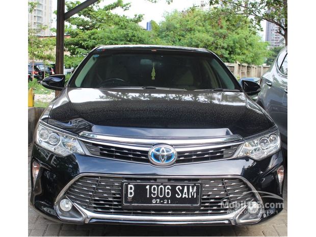  Toyota  Camry  Hybrid Mobil  Bekas  Baru dijual di Indonesia 
