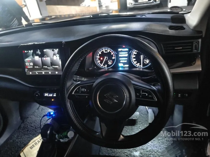 2024 Suzuki XL7 Alpha Hybrid SUV