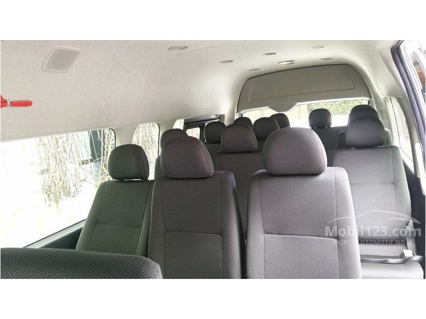 Jual Mobil  Toyota  Hiace  2019 Luxury  2 5 di Jawa Timur 