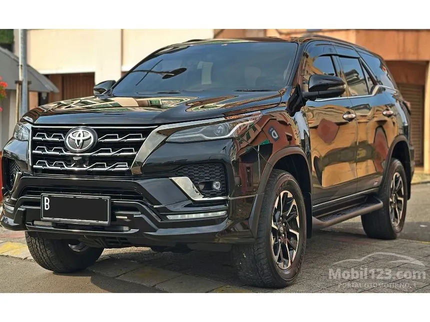 2022 Toyota Fortuner GR Sport 4X2 SUV