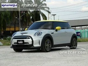 2021 Mini COOPER SE 3-Door MINI Yours Hatchback