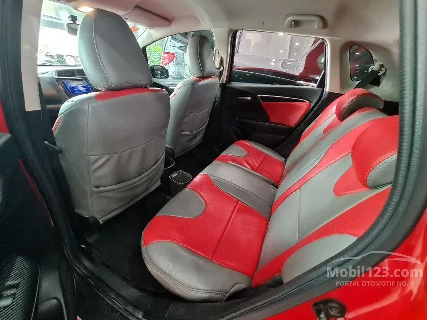 2015 Honda Jazz S Hatchback