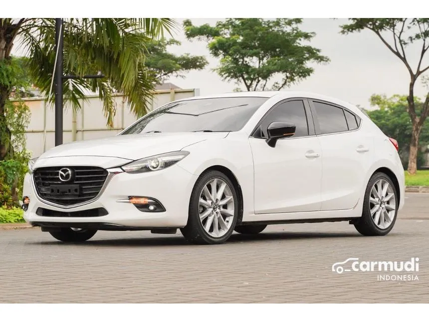 2017 Mazda 3 SKYACTIV-G Hatchback