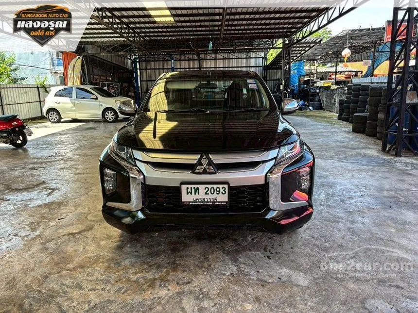 2020 Mitsubishi TRITON GLX Mega Cab Pickup