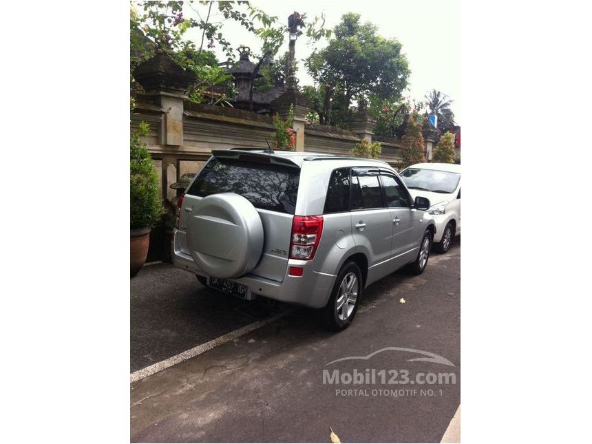 Jual Mobil  Suzuki  Grand  Vitara  2007 JLX 2 0 di Bali  Manual 