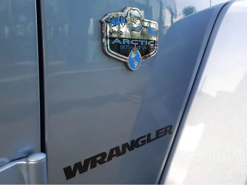 2014 Jeep Wrangler Sahara Unlimited SUV