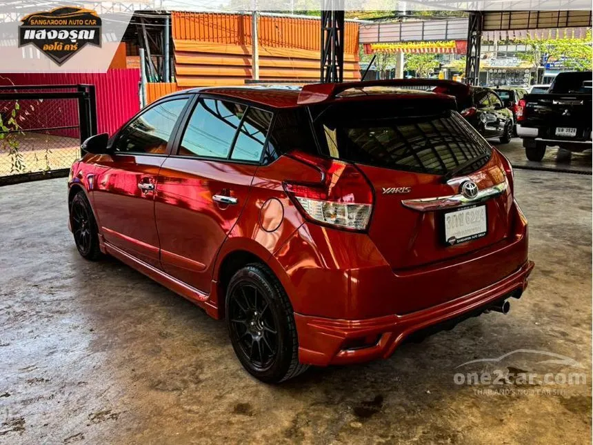 2014 Toyota YARIS G Hatchback