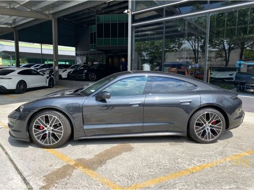 2021 Porsche Taycan 4S Sedan