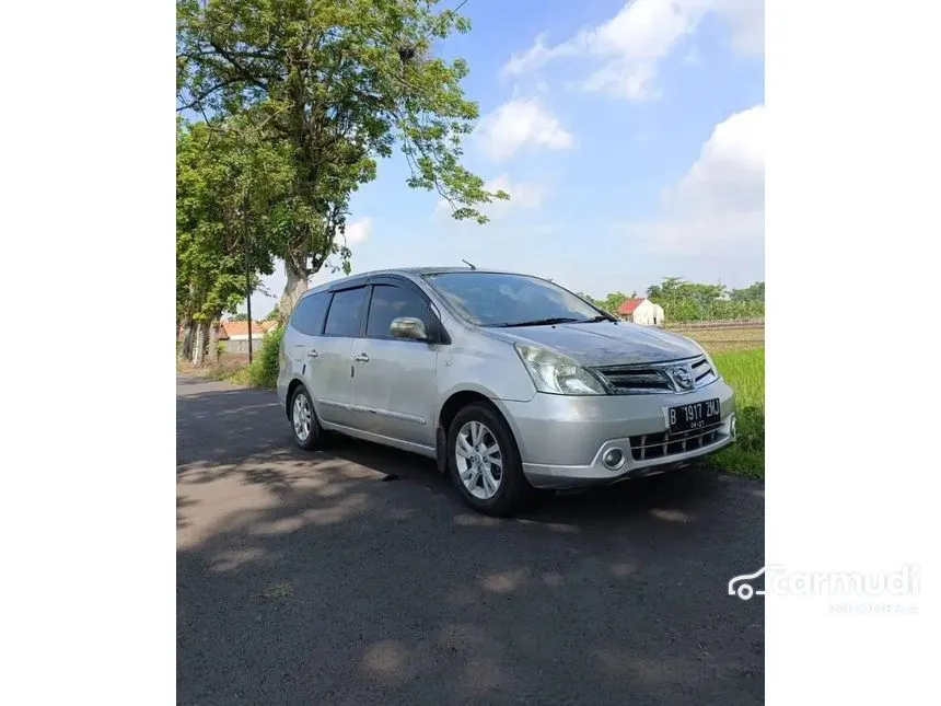 2011 Nissan Grand Livina Ultimate MPV