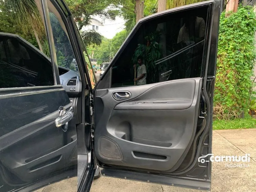 2013 Nissan Serena Panoramic MPV
