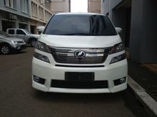 2013 Toyota Vellfire 3.5 H20 Van Wagon