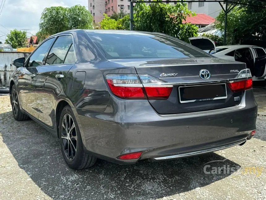 2015 Toyota Camry Hybrid Sedan