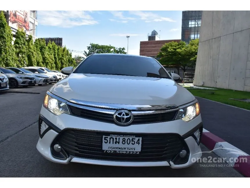 2016 Toyota CAMRY G Extremo Sedan