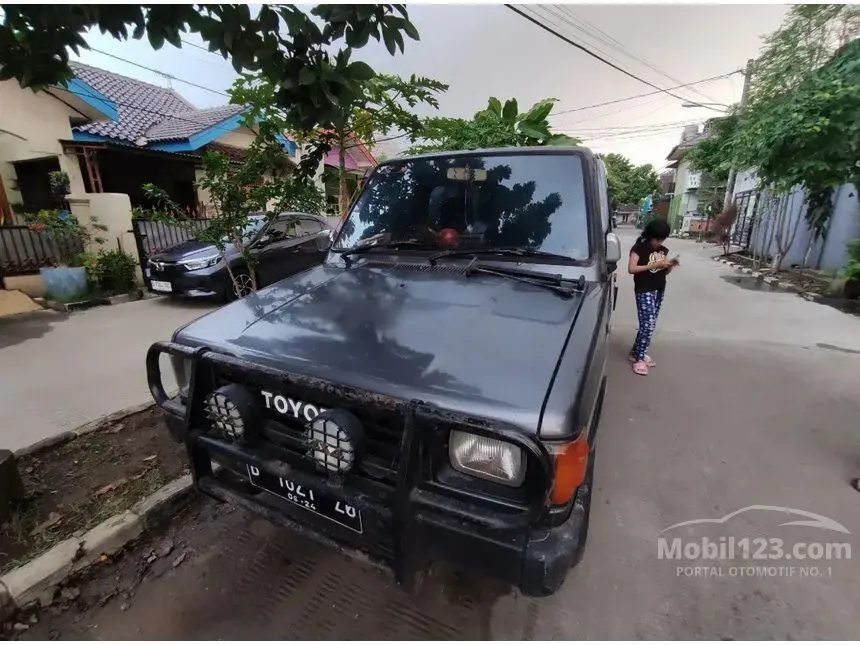 Jual Mobil Toyota Kijang 1992 1.5 di Jawa Barat Manual MPV Minivans Hitam Rp 22.500.000