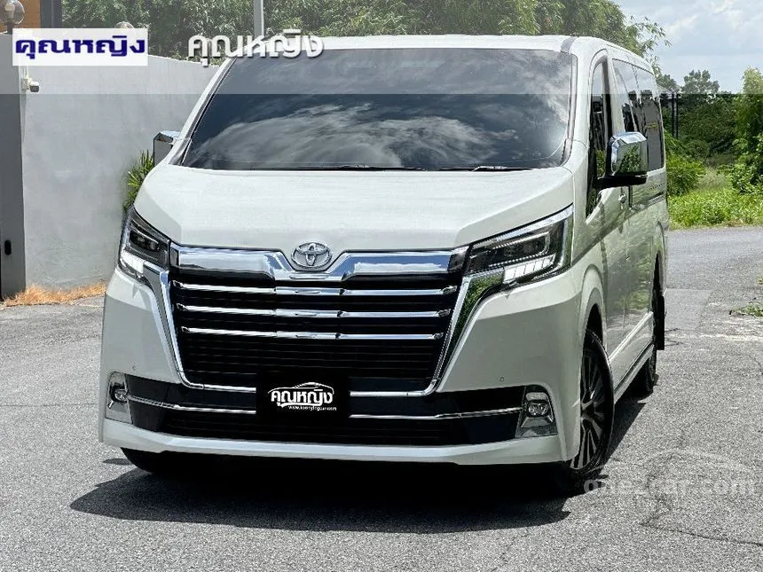 2024 Toyota Majesty Premium Van