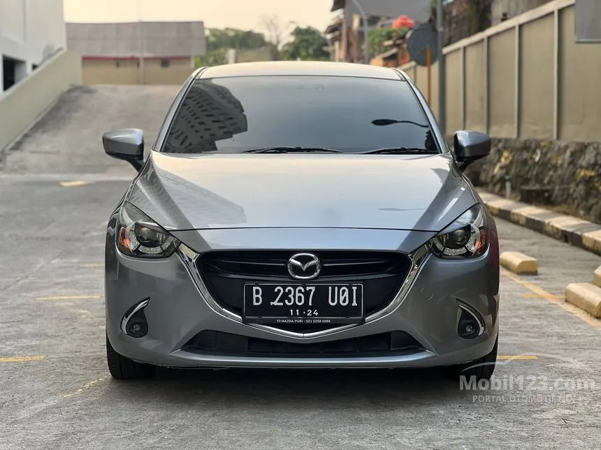 Jual Mobil Mazda 2 2019 R 1.5 di DKI Jakarta Automatic Hatchback Abu