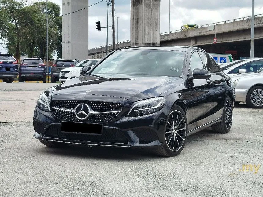 2019 Mercedes-Benz C200 AMG Line Sedan