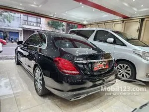 2016 Mercedes-Benz C200 2.0 Avantgarde Sedan