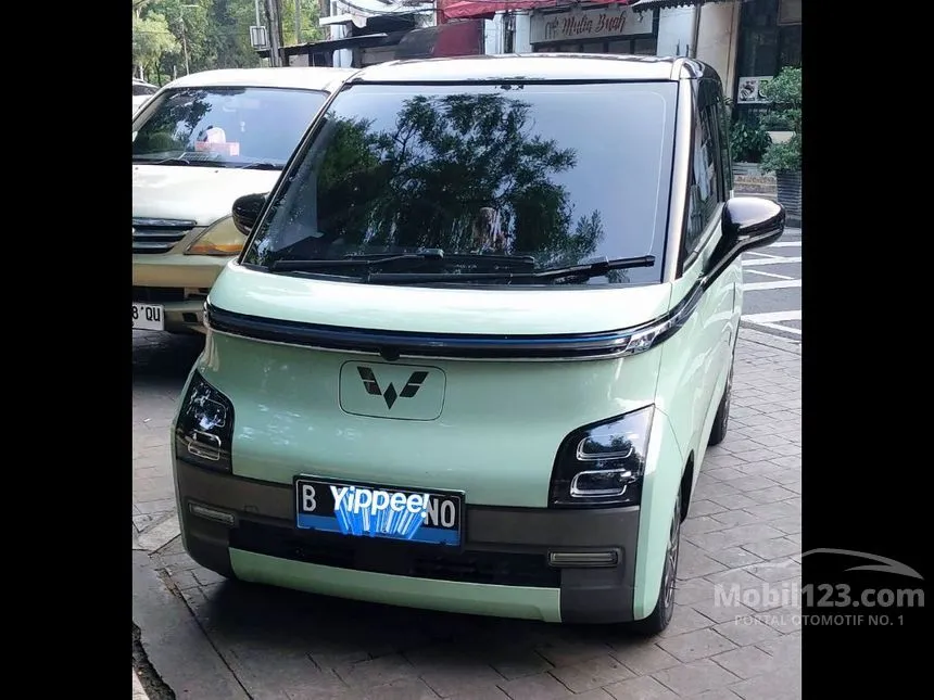 2022 Wuling Air EV Long Range Hatchback