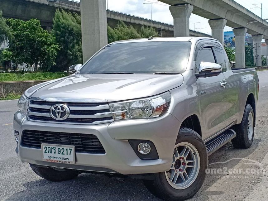 2017 Toyota Hilux Revo 2.4 SMARTCAB Prerunner J Plus Pickup MT for sale ...