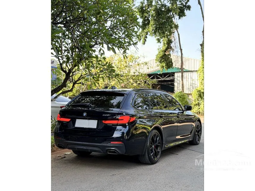 2023 BMW 530i M Sport Touring Wagon