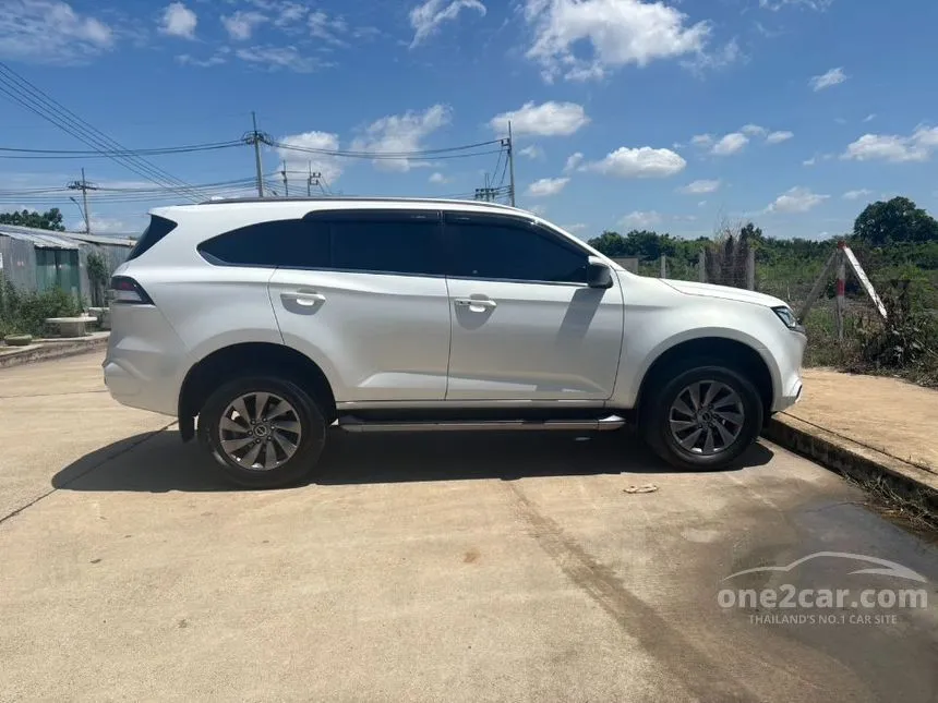 2022 Isuzu MU-X Elegant SUV