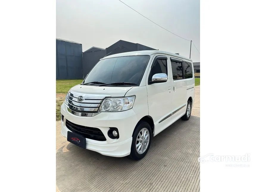 2021 Daihatsu Luxio X Van