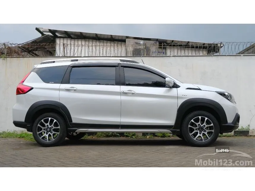2024 Suzuki XL7 Zeta SUV