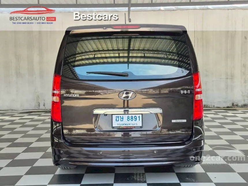 2017 Hyundai H-1 Deluxe Van