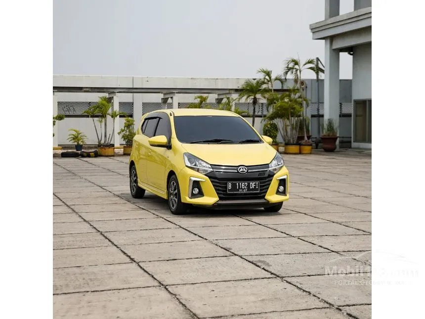 2021 Daihatsu Ayla R Hatchback