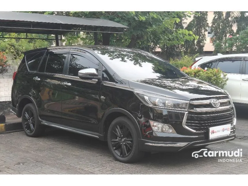 2018 Toyota Kijang Innova Venturer MPV