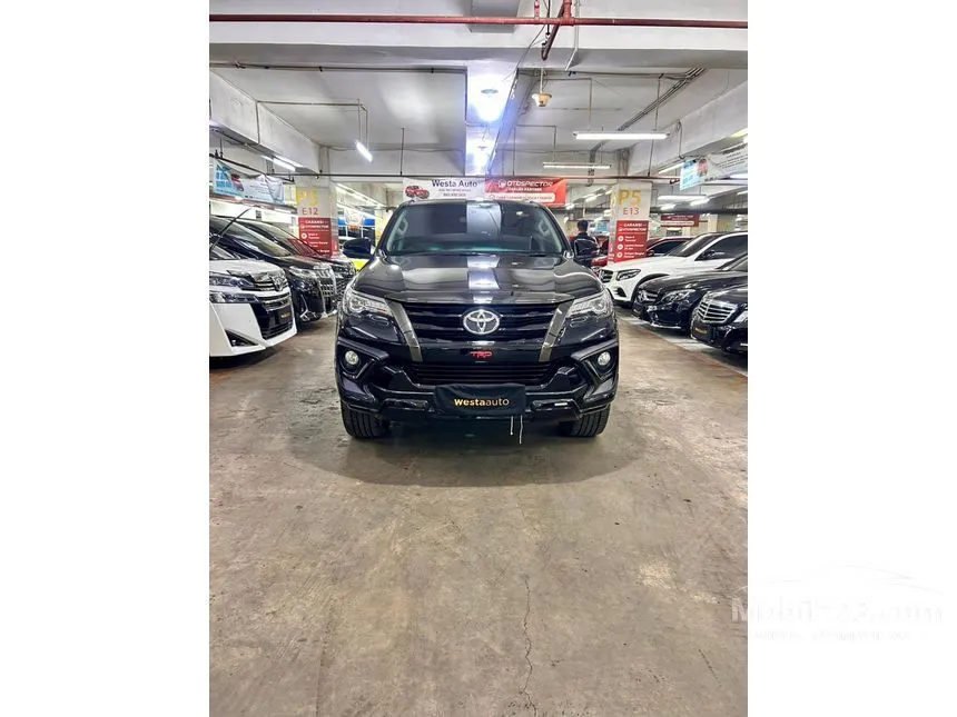2019 Toyota Fortuner VRZ TRD 4X2 SUV