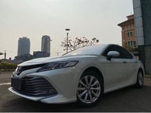 2019 Toyota Camry 2.5 V Sedan White On Black TOTAL DP 125JT KONDISI MULUS DAN TERAWAT #CECILIAAUTO