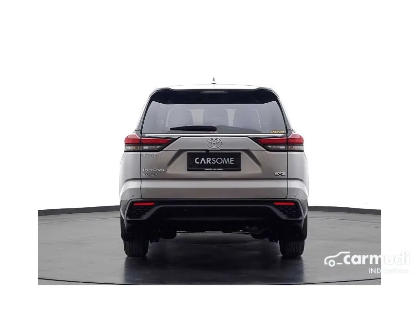2022 Toyota Kijang Innova Zenix V (Non Premium Color) MPV