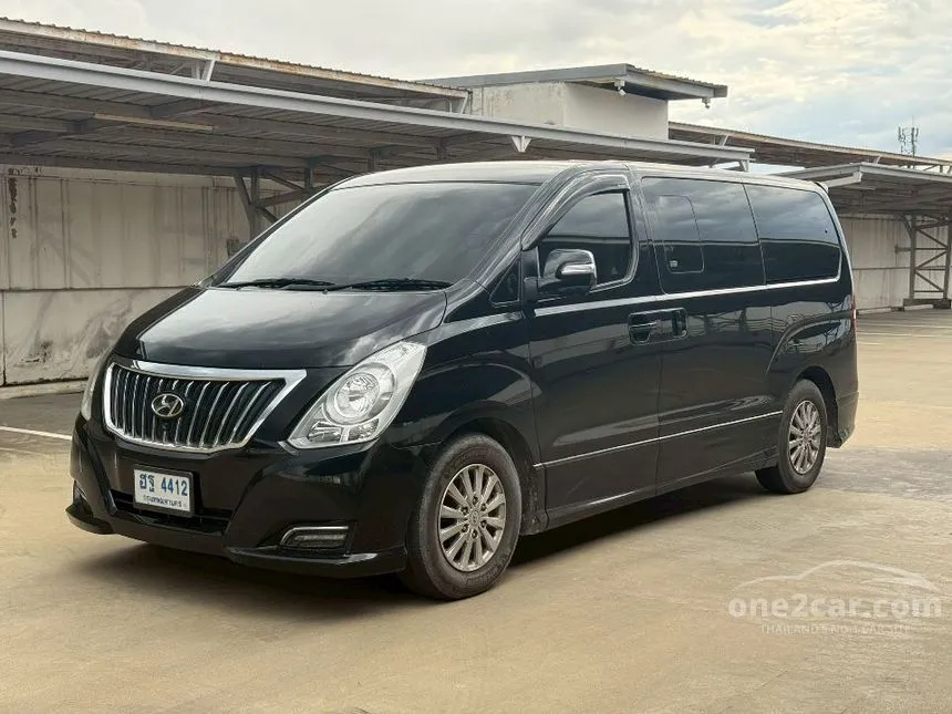 2017 Hyundai H-1 Deluxe Van