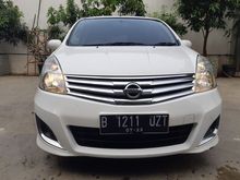 Nissan Grand Livina 1.5 XV 2013 MT white elegant Istimewa